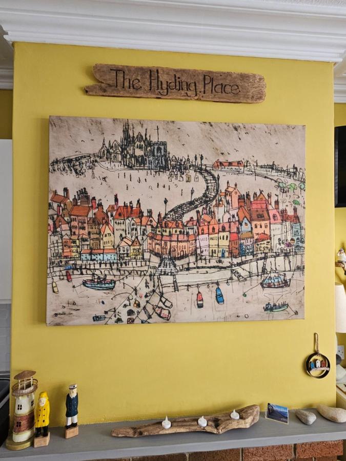 The Hyding Place On George Street Уитби Екстериор снимка